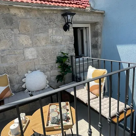 Balatura House Будинок відпочинку Трогір