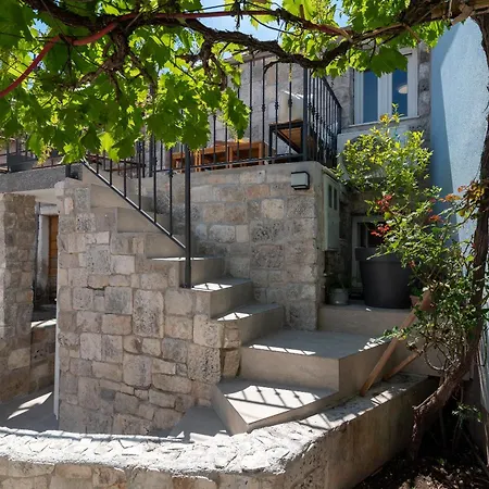 Balatura House Будинок відпочинку