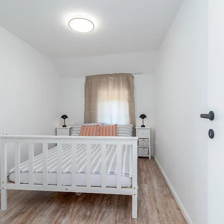 Будинок відпочинку Balatura House *